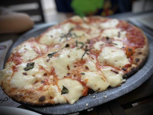 Margherita flatbread