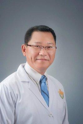 Edward  Kim  - Tongue Diagnosis Specialist, 
 Herbal Medicine Specialist,
 Allergy Therapy, Blood circulation, Pain control