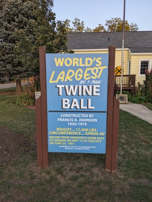 World's Largest Ball of Twine, Darwin