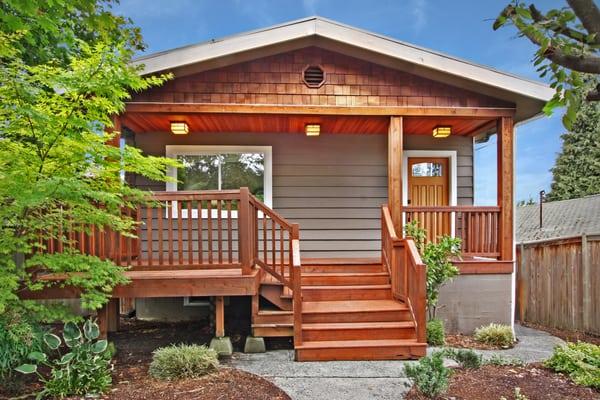 Queen Anne craftsman I listed in August. http://bit.ly/Xn5xUL