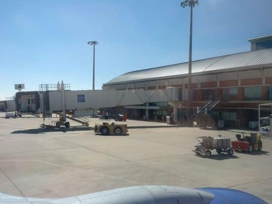 Boarding gate #4, from the outside.