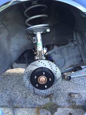 Brakes and struts on Nissan Altima