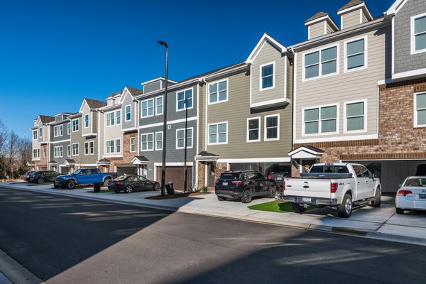 4-bedroom, 4.5-bathroom Townhome exterior