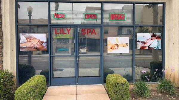 lily spa