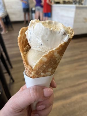 Waffle cone - medium size ice cream with Booskerdoo Coffee Crunch and brown sugar cookie dough! Yummmmm