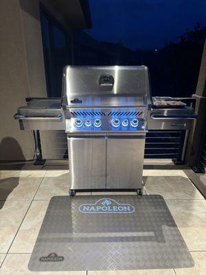 Our new Napoleon Prestige Pro 500 RSIB showing how it lights up at night!