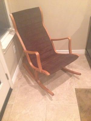 Our vintage rocking chair after Shervine's magic.