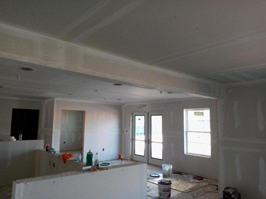 Finishing the drywall