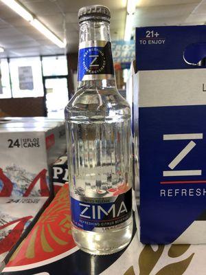 5/10/18. Thursday afternoon. Zima is BACK, y'all!! For real!!! Six pack from the very first box being opened from the very first shipment!!