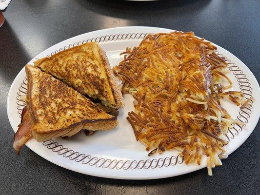 Philly cheesesteak sandwich