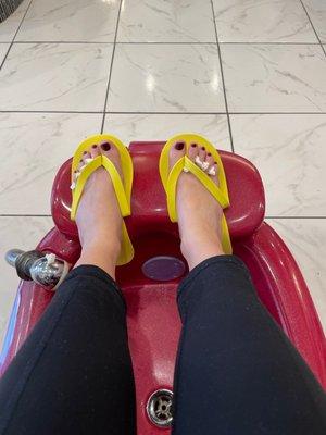 Got a pedicure done with Lily, she is really gentle with ingrown toenail's. Plus you get a nice leg massage :)