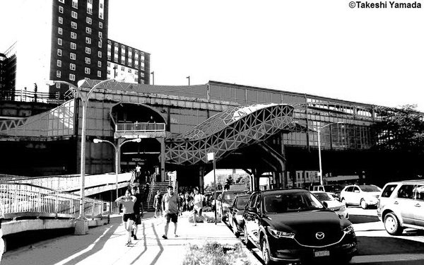 W 8St - NY Aquarium, subway station. Dr. Takeshi Yamada and Seara (Coney Island sea rabbit).