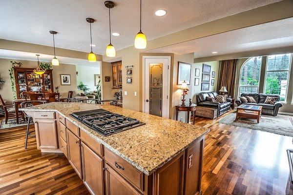 Are your kitchen cabinets becoming old and losing their shine? If you are in need of replacing your cabinets, in your kitchen...