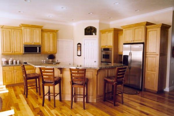 Beautiful Uniform brown Hickory Kitchen with tiered Island- Natural - South Jordan, Utah