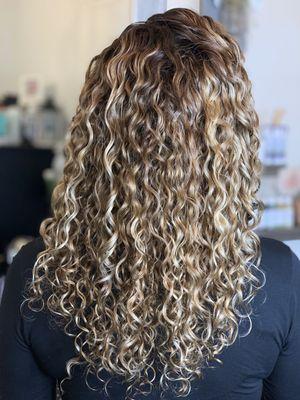 Rooted, balayage