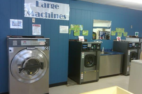 extra large front load washer for comforters and big items