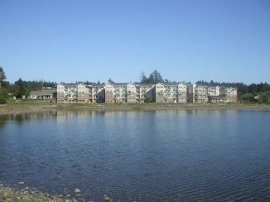 Water views from all independent apts