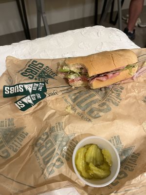 SILVER CITY Salami, Ham, Provolone, Lettuce, Tomato, Onion, Oil, Vinegar, Oregano, Mayo