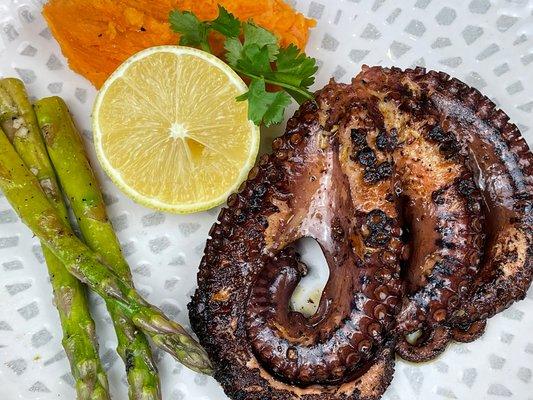 Grilled Octopus / Pulpo