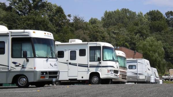 RV Storage at Gateway Storage