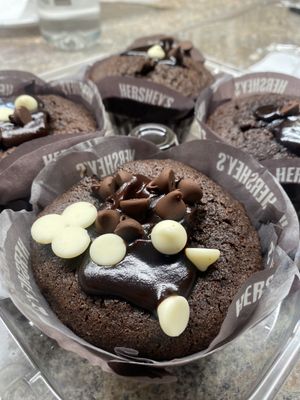 Hersheys gourmet filled muffins