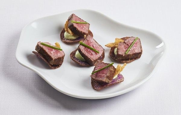 Hors D'Oeuvres: Steak Crisp with Horseradish Cream