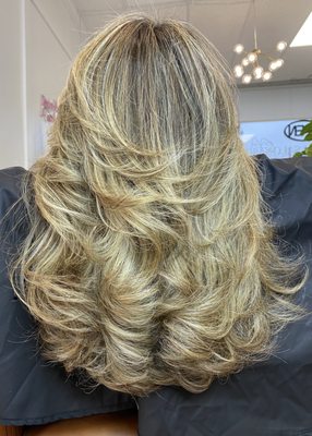 Long hair Blonde Balayage, Layers, Signature Salon Verde Blow-out