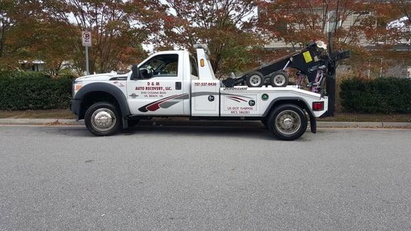 Professional towing 24 hours a day!