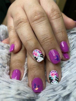 Shellac with nail art