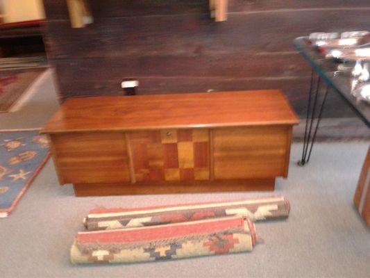 Lane cedar chest