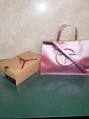 Custom gift bag and boxes