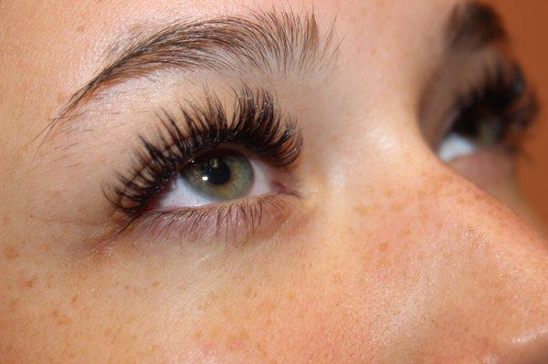 Volume lashes