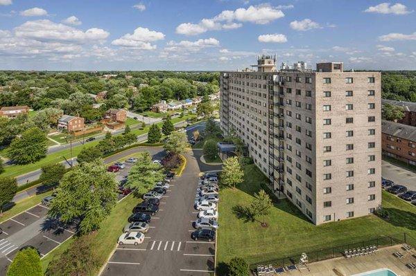 Iverson Towers Apartments - Temple Hills, MD