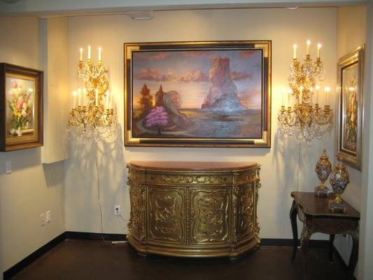 Interior and fine art/antiques