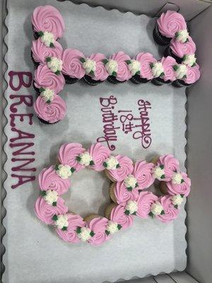 Custom CupCake Cake