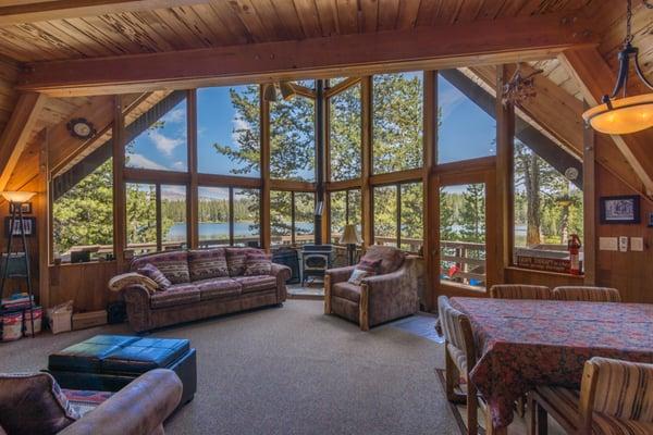 Serene Aire Lakefront Chalet