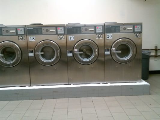 Bellrose Laundromat