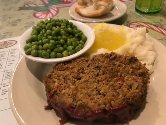 Meatloaf and Mashpotates and Peas