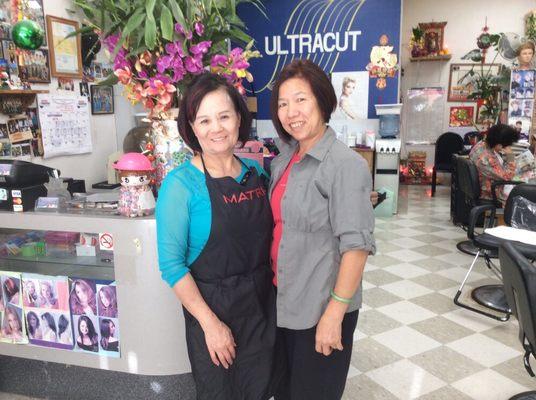 Phuong got aline haircut, color & highlight.