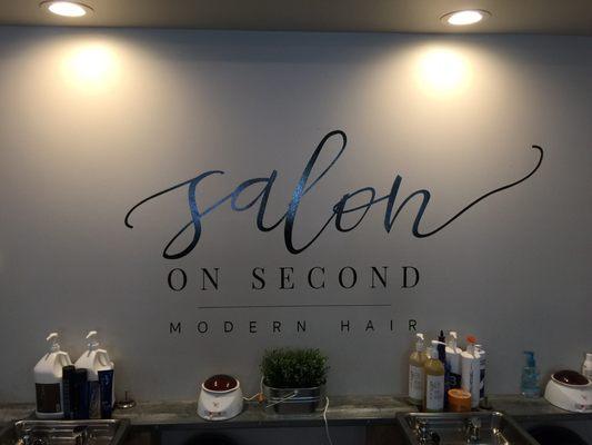 Salon On Second