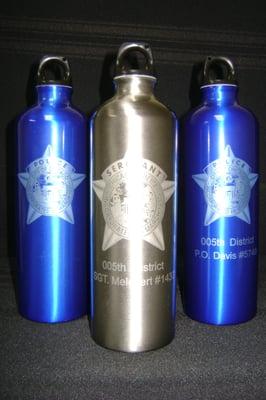 Be GREEN! Custom engraved aluminum water bottles. Engrave your company logo or school spirit!