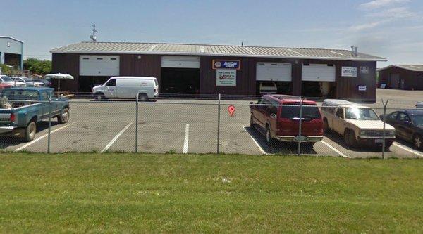 Our facility at Don Casey Inc is large enough to handle any fleet vehicle.