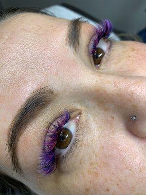 Colored #volume #hybrid lashes. Purples, black, blues and pinks #unicorn #lashes #coloredeyelashes