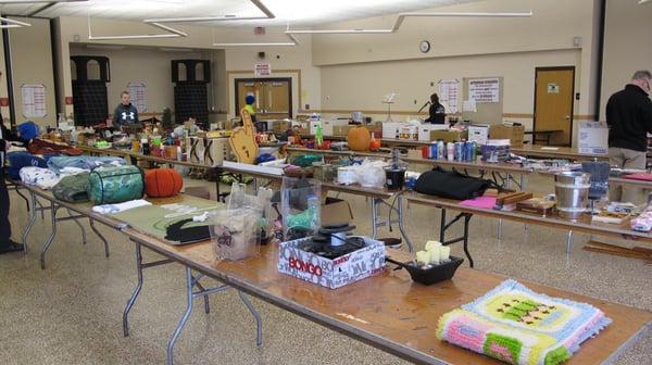 Preparing the cafeteria for Fabulous Finds Sale for PTA fundraiser this Saturday