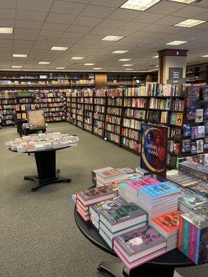 Barnes & Noble Booksellers