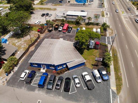 Exterior photos of the Bradenton location.