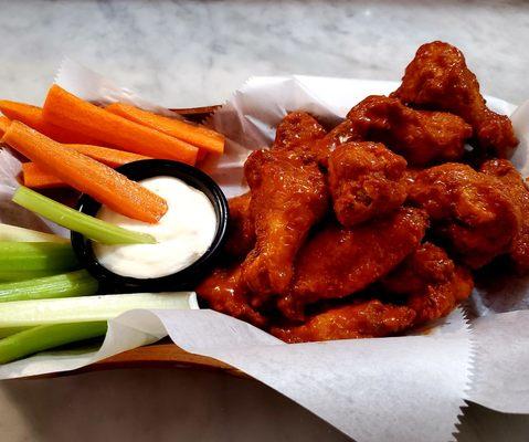 Buffalo chicken wings