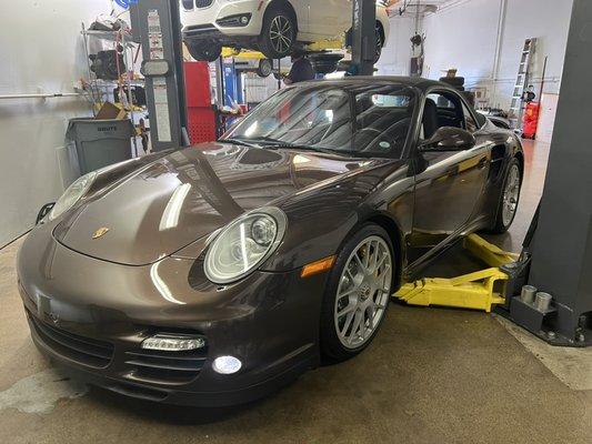 Porsche 997.2 Turbo S in for service.