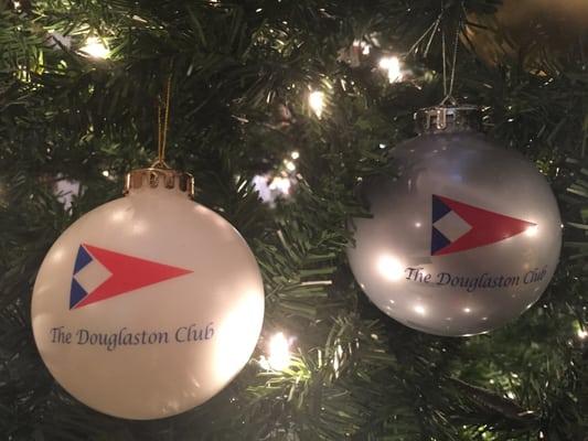 Christmas tree at Douglaston Club