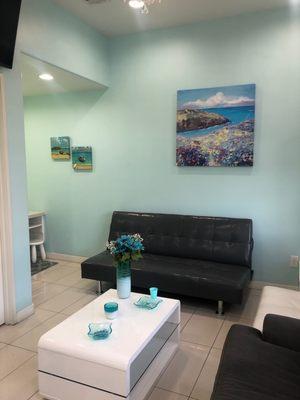 Dr Lizana dentistry is always clean, and I always feel comfortable. The staff makes you feel welcomed. You only get one set of adult teeth